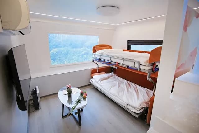 Forest Dense-【Camping car】Deluxe sofa room-2