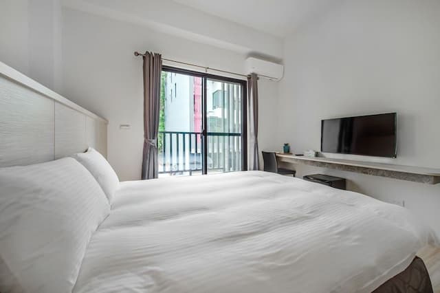 I love you in Sun Moon Lake-Double Room with Balcony with Street Vew-205.305-5