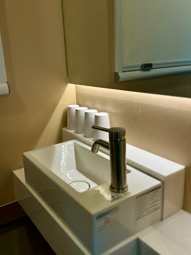 Bay Hill Camping Area-Campervan-5