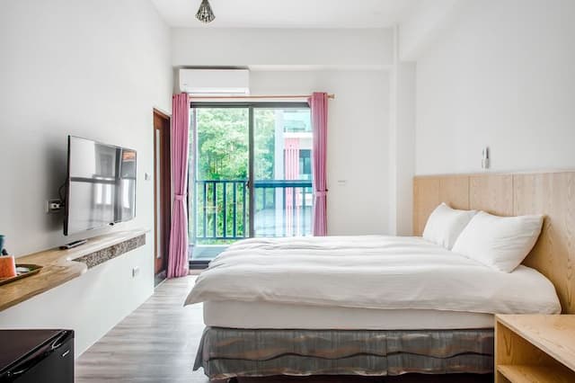 I love you in Sun Moon Lake-Deluxe Double Room with Balcony  with Street Vew-206.306.503-5