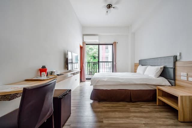 I love you in Sun Moon Lake-Deluxe Double Room with Balcony  with Street Vew-206.306.503-3
