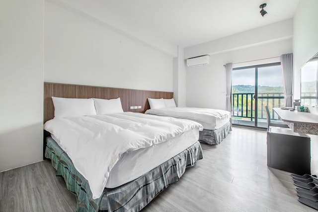 I love you in Sun Moon Lake-Quadruple Room with Lake View-201.202.301.302.501.502-1