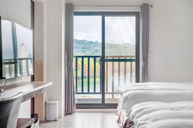 I love you in Sun Moon Lake-Quadruple Room with Lake View-201.202.301.302.501.502-9