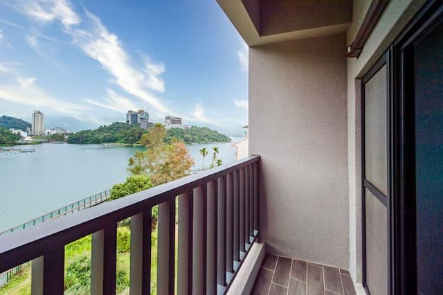 I love you in Sun Moon Lake-Lake View Family Room-11