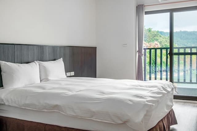 I love you in Sun Moon Lake-Lake View Family Room-6