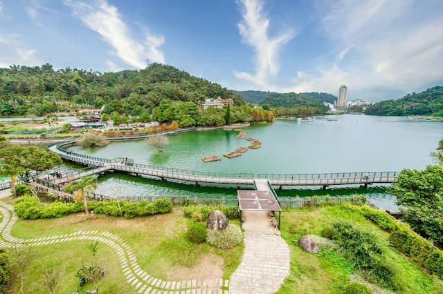 I love you in Sun Moon Lake-Lake View Family Room-13