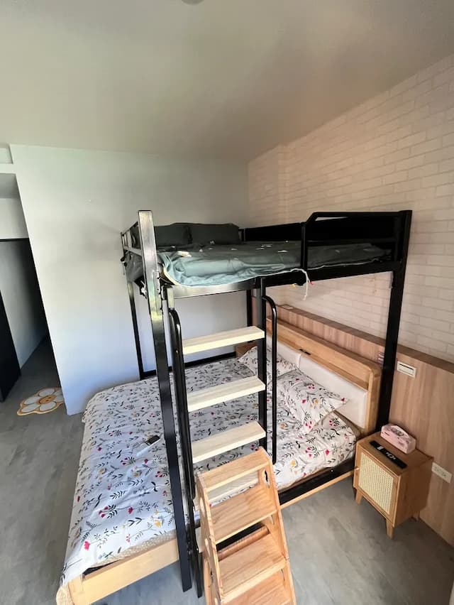 光涵行旅 - Daisy Light Hostel-Standard double bed + upper double bed - 3F-3