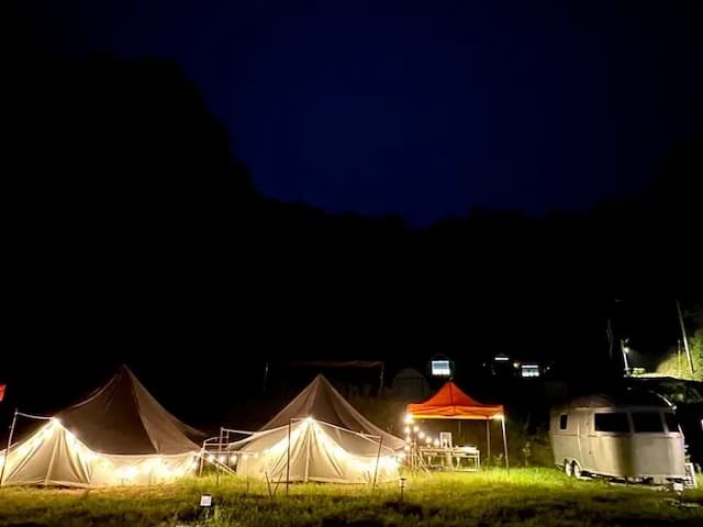 童露人露營區 | 豪華一泊一食再贈下午茶加獨立衛浴-【懶人露營】懶人帳 (體驗優惠/無餐）-4