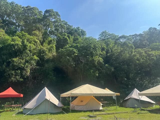 童露人露營區 | 豪華一泊一食再贈下午茶加獨立衛浴-【懶人露營】懶人帳 (體驗優惠/無餐）-1