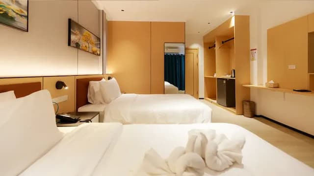 Banana Guesthouse South Pattaya-Deluxe View-3