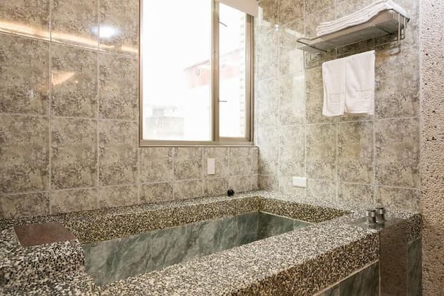 悅豪大飯店｜新竹館-標準雙人房-8