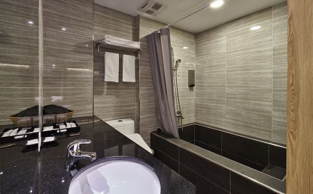 悅豪大飯店｜新竹館-標準雙人房-5