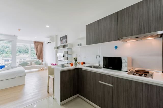 Ozone Condotel-Deluxe Studio-4