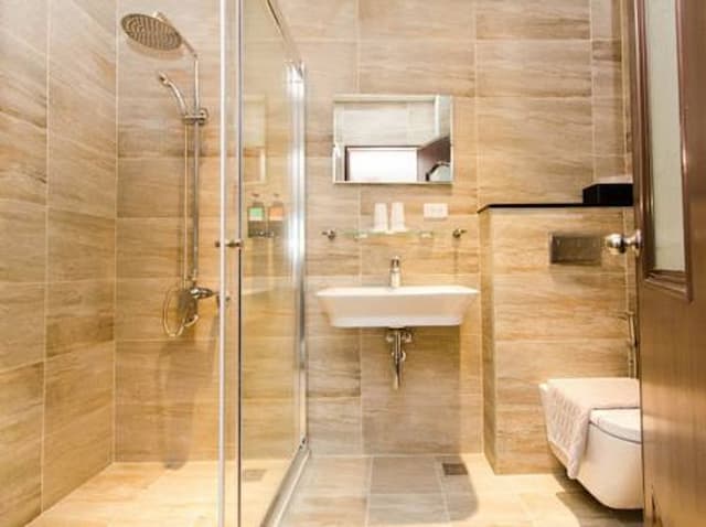 Night Home-Quadruple Room with Balcony-6