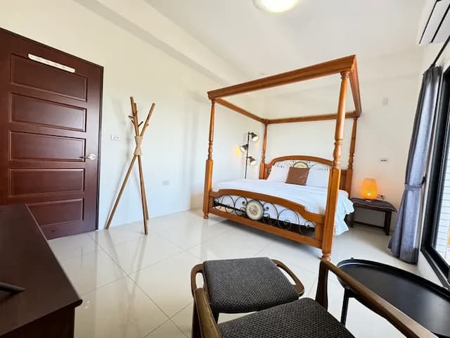 Ann Nong 1 Hotel-Two large double rooms 301 and 302 share a bathroom (an independent floor on the third floor)-8