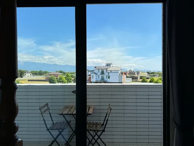 Ann Nong 1 Hotel-Two large double rooms 301 and 302 share a bathroom (an independent floor on the third floor)-9