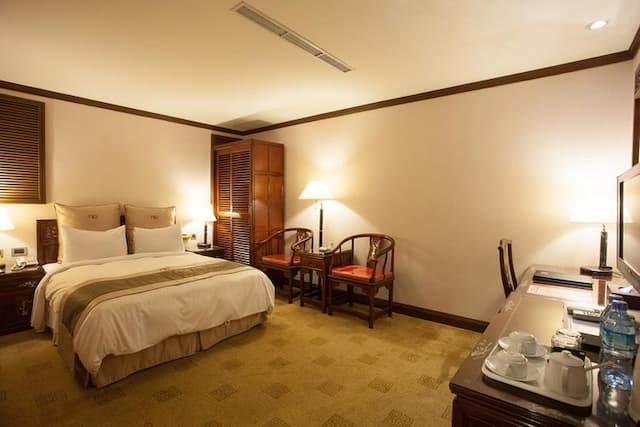 RICH GARDEN HOTEL-DELUXE DOUBLE｜NO WINDOW-1