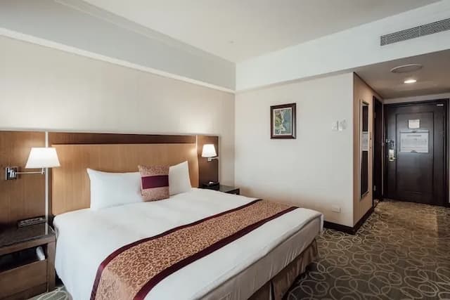 EVERGREEN PLAZA HOTEL TAINAN-『Exclusive』Deluxe Double Room-room only-5