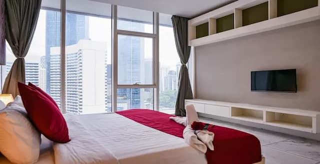 Flixses Suites at Platinum KLCC-Deluxe Three Bedroom Suite-4