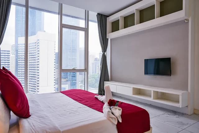 Flixses Suites at Platinum KLCC-Deluxe Three Bedroom Suite-3