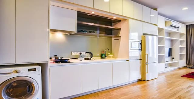 Flixses Suites at Platinum KLCC-Superior 2 Rooms plus 1-5