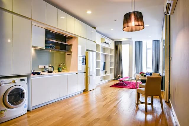 Flixses Suites at Platinum KLCC-Superior 2 Rooms plus 1-4