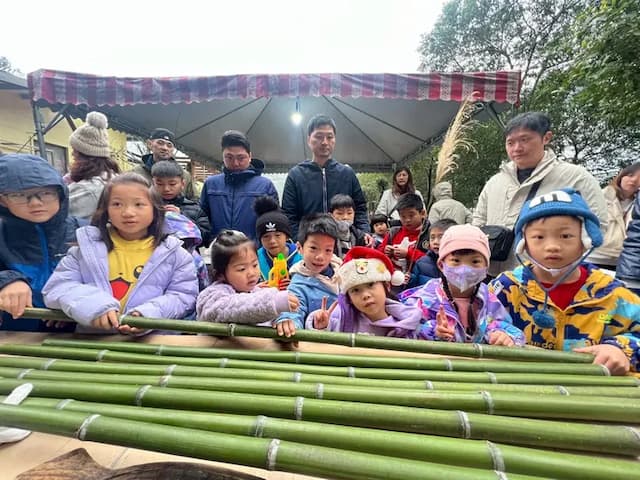 杉沐松農場 | 獨家85折起！一泊三食・四體驗・一手作、體驗泰雅文化-金盞花露營車-6