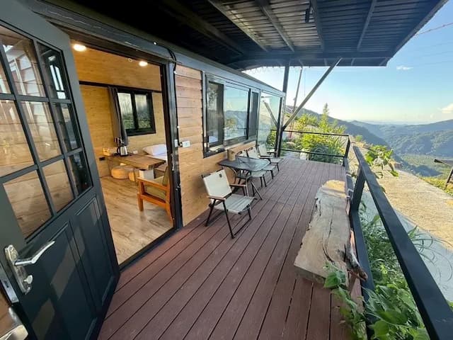 尖石天空小木屋露營區｜獨家8折起！寵物友善、高海拔、鄰近青蛙石天空步道-【虹夕伴山】 小木屋 B2-5