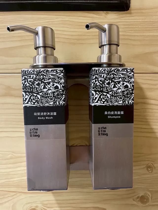 尖石天空小木屋露營區｜獨家8折起！寵物友善、高海拔、鄰近青蛙石天空步道-【虹夕伴山】 小木屋 B4-7