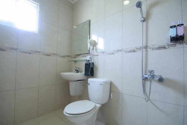 longbeach B&B-Quadruple room-4