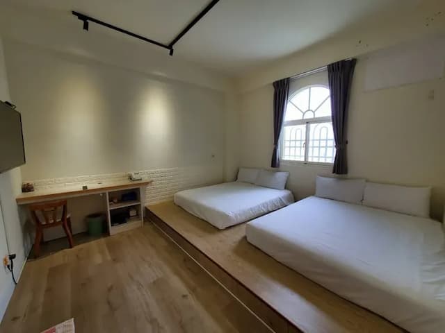 longbeach B&B-Quadruple room-11