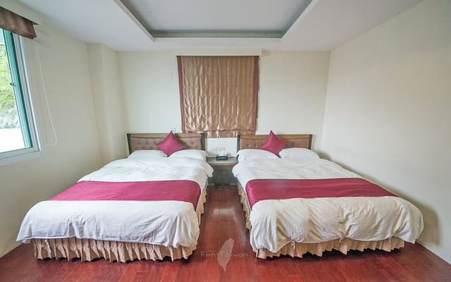 ChuYuan Homestay-Warm and Elegant Quadruple Suite-1
