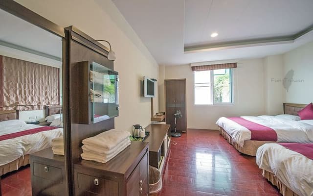 ChuYuan Homestay-Warm and Elegant Quadruple Suite-3