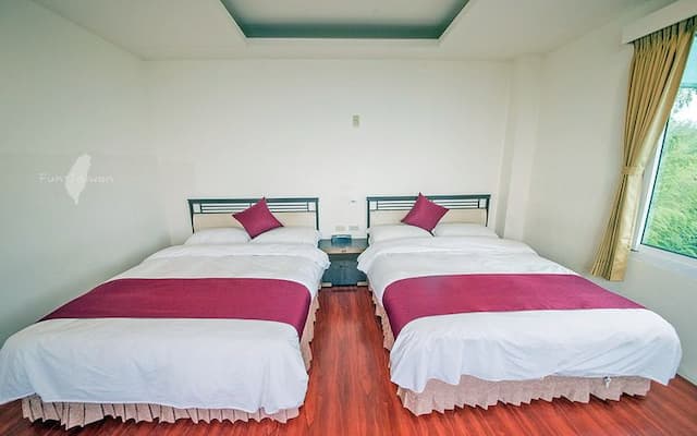 ChuYuan Homestay-Yunhai View Quadruple Suite-5