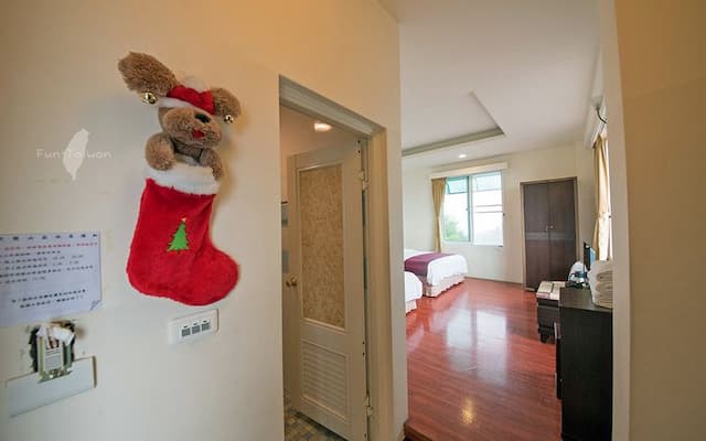 ChuYuan Homestay-Yunhai View Quadruple Suite-9