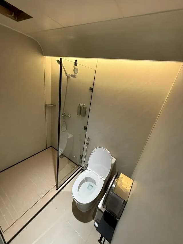 尖石天空小木屋露營區｜獨家8折起！寵物友善、高海拔、鄰近青蛙石天空步道-【虹夕雲境】 太空艙 A2-5