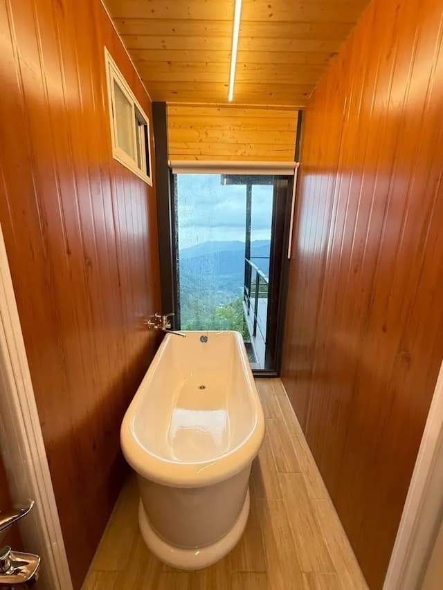 尖石天空小木屋露營區｜獨家8折起！寵物友善、高海拔、鄰近青蛙石天空步道-【虹夕雲境】 組合屋 H3-2