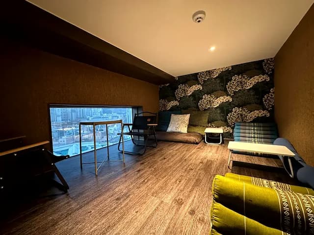 Nomad Live Hostel-男性專用宿舍房-12