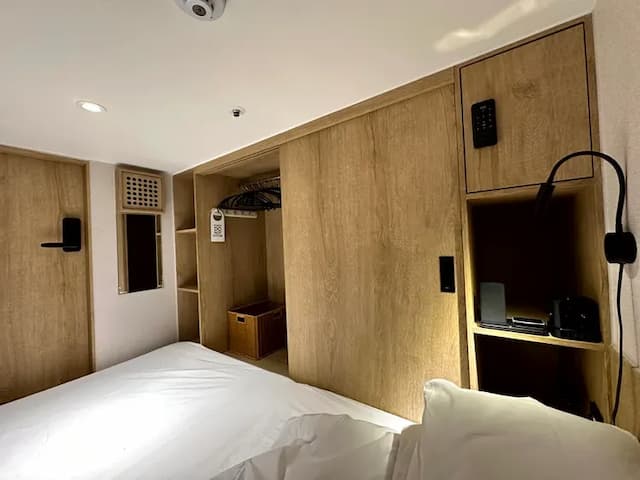 Nomad Live Hostel-女性專用膠囊房-2