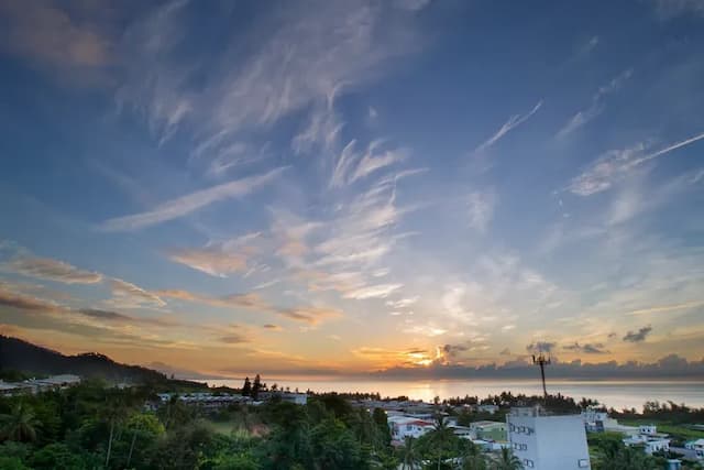 太麻里曙光渡假酒店｜限時優惠69折｜兒童遊樂場-【獨家專案】繽紛彩虹房（二大床＋一賽車床）-5