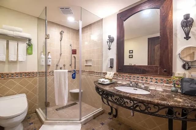 理想大地渡假飯店｜全方位大型度假村-『獨家優惠』豪華雙床房(兩中床)｜2大-6