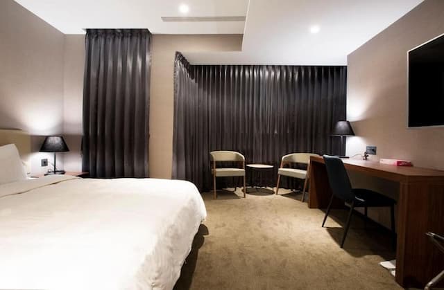 Noble Hotel-Executive double room-3