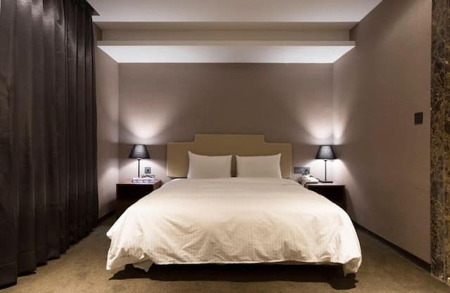 Noble Hotel-Classic double room-1