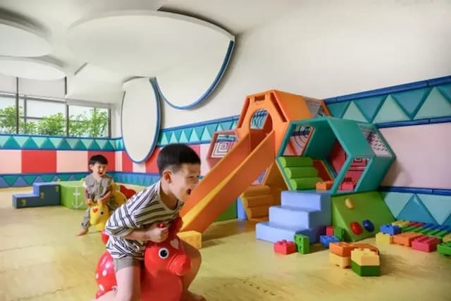 Evergreen Resort Hotel (Jiaosi)-2026 Superior Western Twin Room With Breakfast & Dinner｜Laurel-7