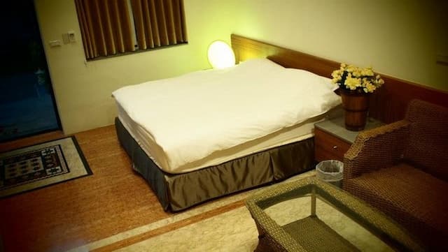 棕櫚島民宿-四季房（可加4人）-4