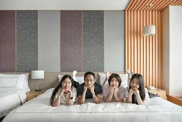 Evergreen Resort Hotel (Jiaosi)-2026 Deluxe Family Room ｜Room Only-3