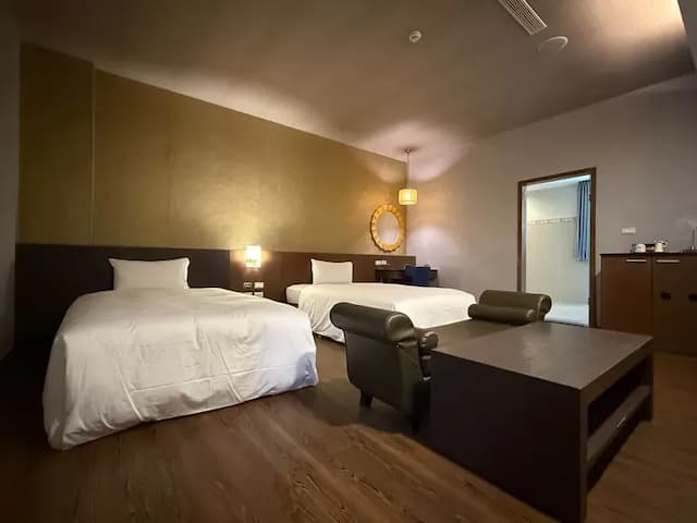 Lisa motel-Business twin Room-3