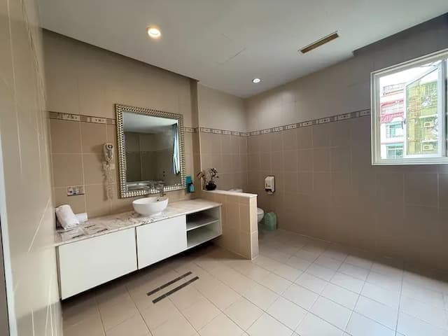 Lisa motel-Business twin Room-8