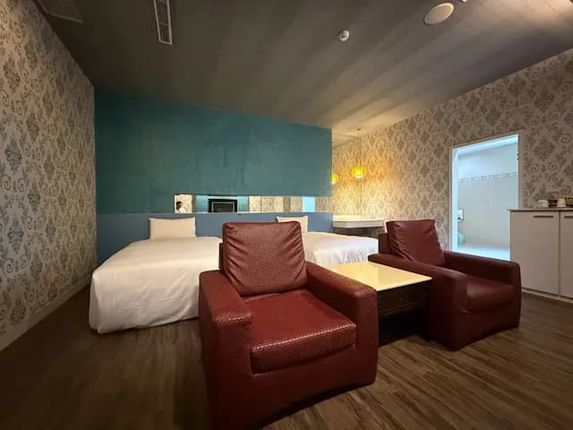 Lisa motel-Business twin Room-1