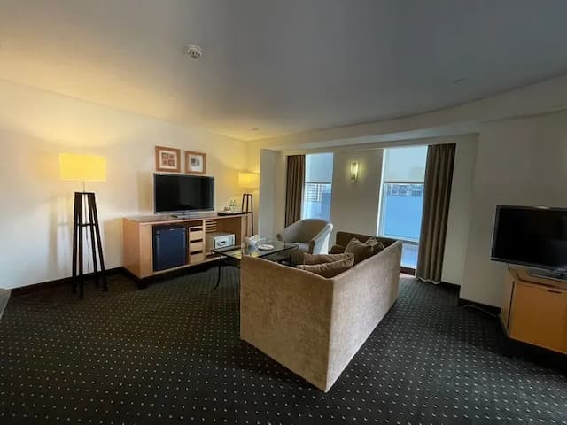 Tempus Hotel-Deluxe Double Suite-without breakfast-4